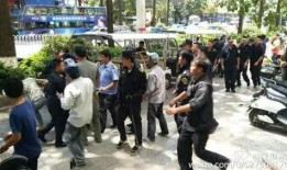 男子在昆明爆料视频大全,揭秘城市生活百态